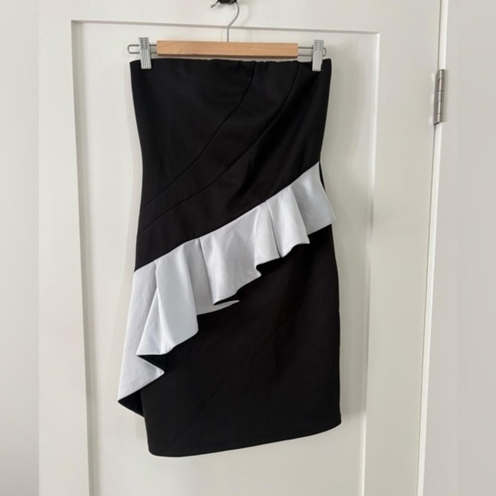 Black & White Strapless Ruffle Mini Dress | Silky Stretch | Party / Cocktail | S